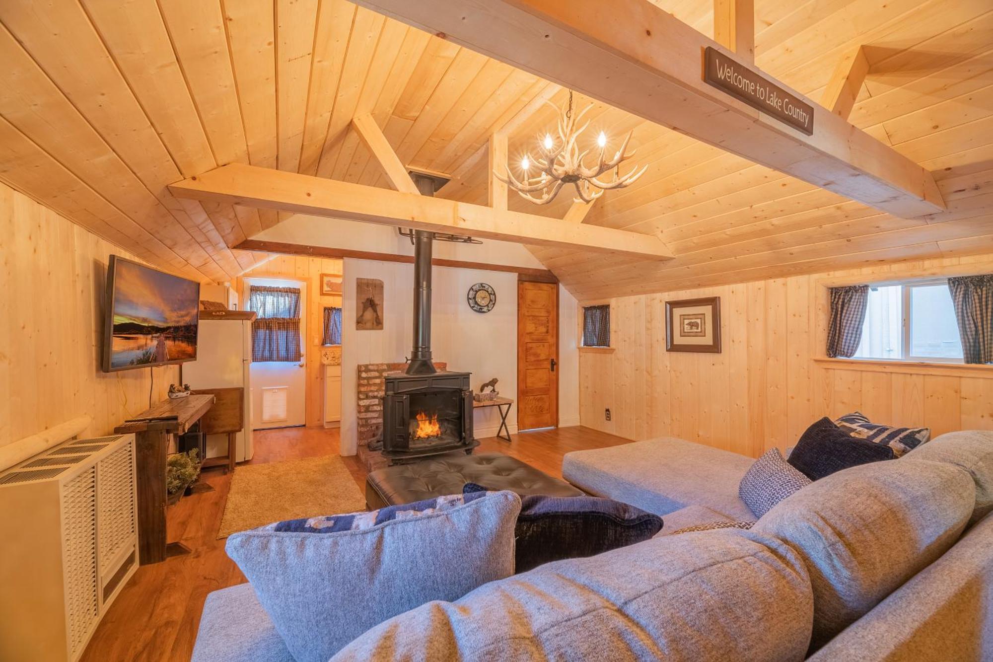 Beary Cozy Lodge - Close To The Lake, Village And More! Modern Aesthetics Meet Mountain Charm! Big Bear Lake Exterior photo